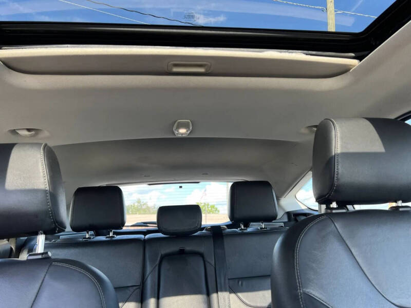 2017 Ford Focus Titanium