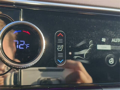 2023 Genesis GV70 2.5T Standard