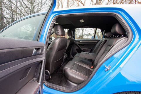 2021 Volkswagen Golf GTI SE