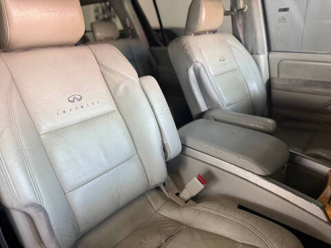 2005 Infiniti QX56
