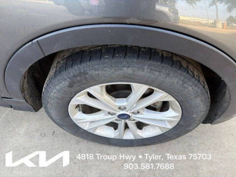 2017 Ford Escape SE