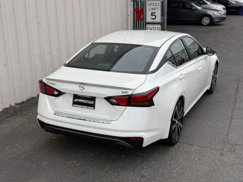 2020 Nissan Altima 2.5 SR