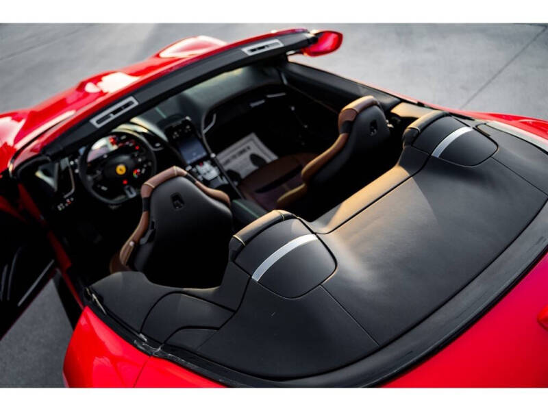 2025 Ferrari Roma Spider