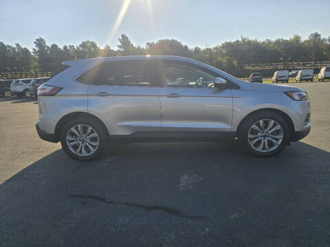 2019 Ford Edge Titanium