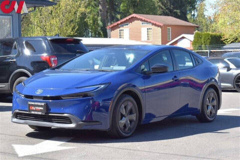 2024 Toyota Prius LE