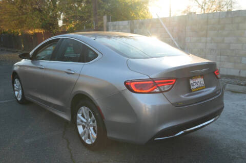 2016 Chrysler 200 Limited