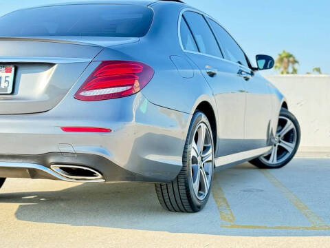 2019 Mercedes-Benz E-Class E 300