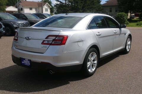 2017 Ford Taurus SEL