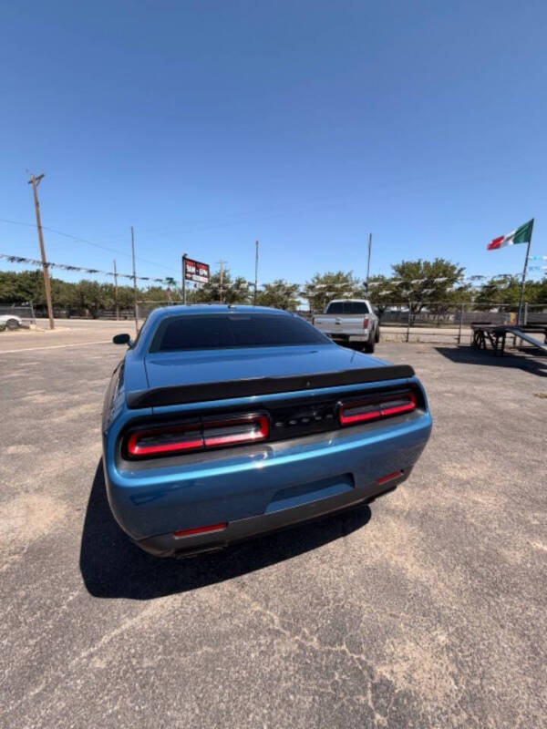 2021 Dodge Challenger SXT
