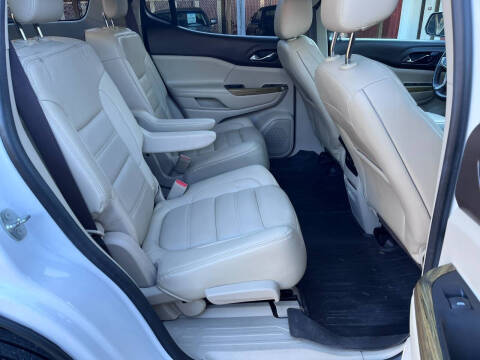 2017 GMC Acadia Denali