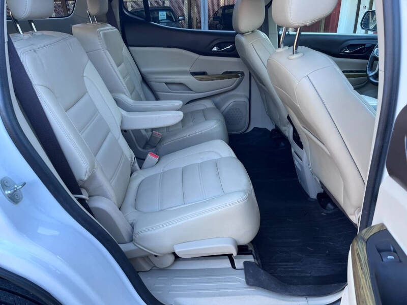 2017 GMC Acadia Denali