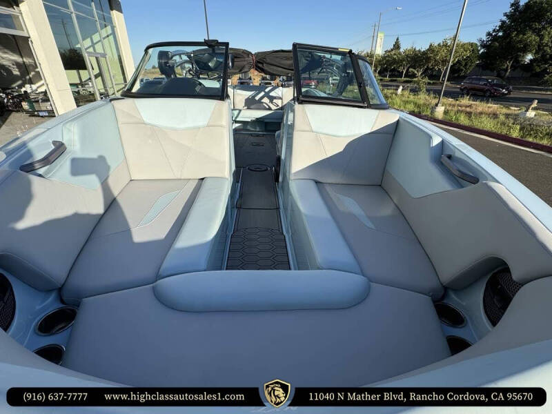 2023 MasterCraft NXT24