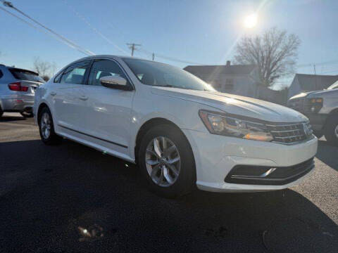 2016 Volkswagen Passat for sale at Alpina Imports in Essex MD