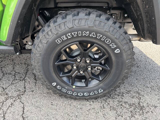 2025 Jeep Gladiator Willys