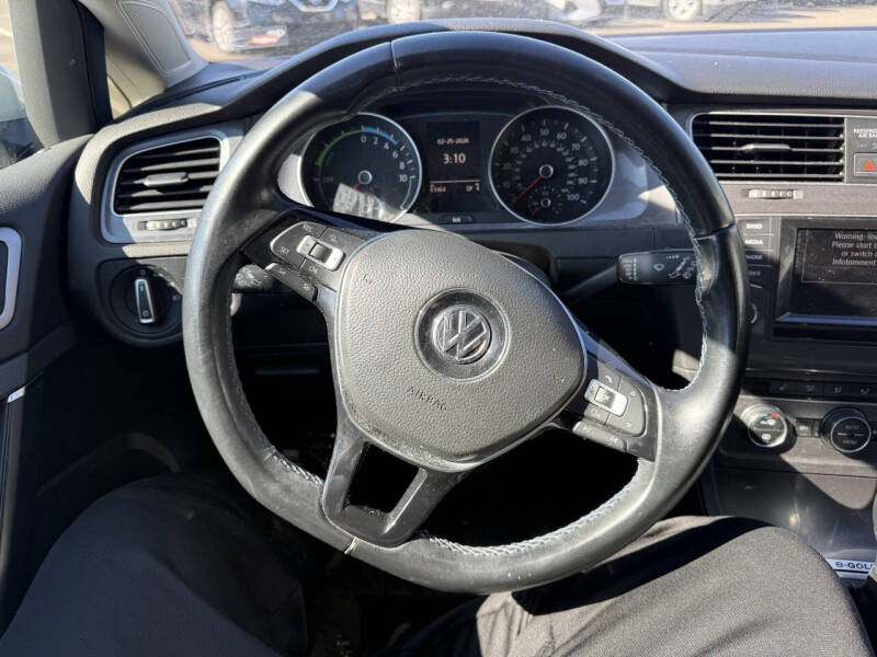 2015 Volkswagen e-Golf SEL Premium
