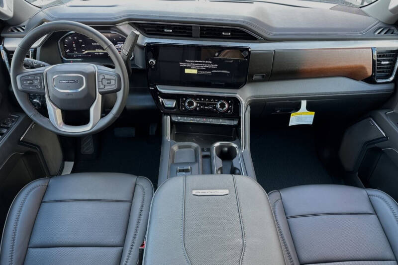 2024 GMC Sierra 3500HD