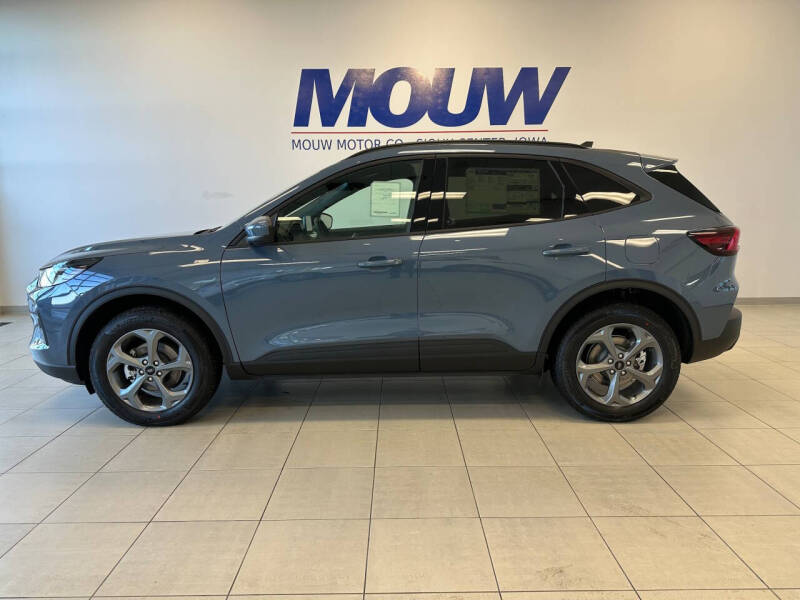 2026 Ford Escape Hybrid ST-Line Select