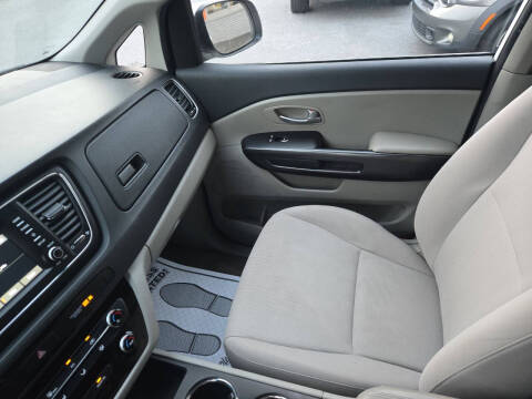 2021 Kia Sedona LX