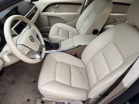 2013 Volvo XC70