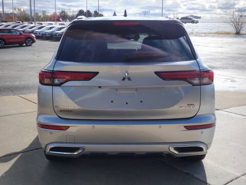 2025 Mitsubishi Outlander PHEV SEL