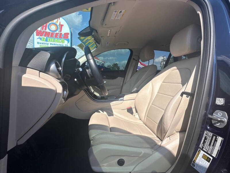 2021 Mercedes-Benz GLC GLC 300