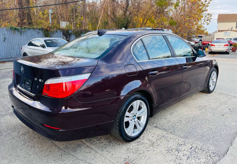 2010 BMW 5 Series 528i xDrive