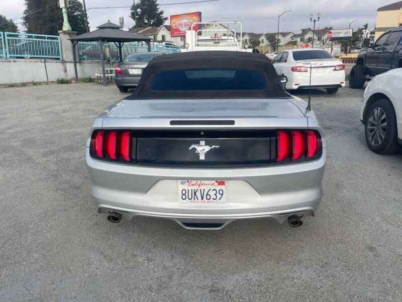2016 Ford Mustang V6