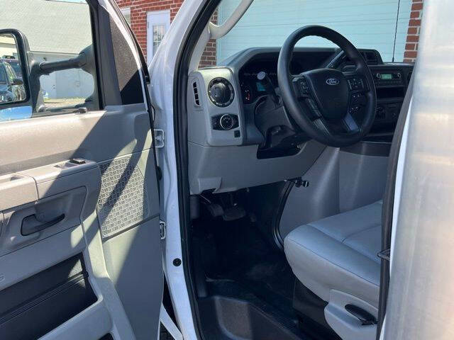 2024 Ford E-Series