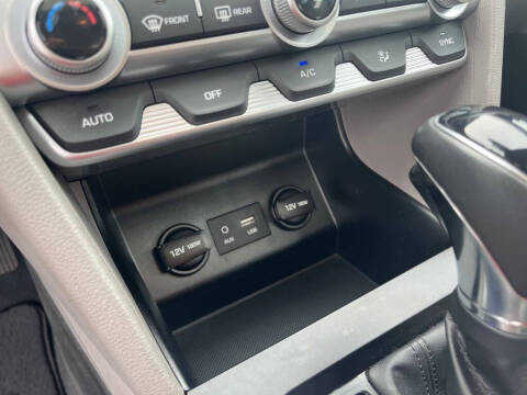 2020 Hyundai Elantra