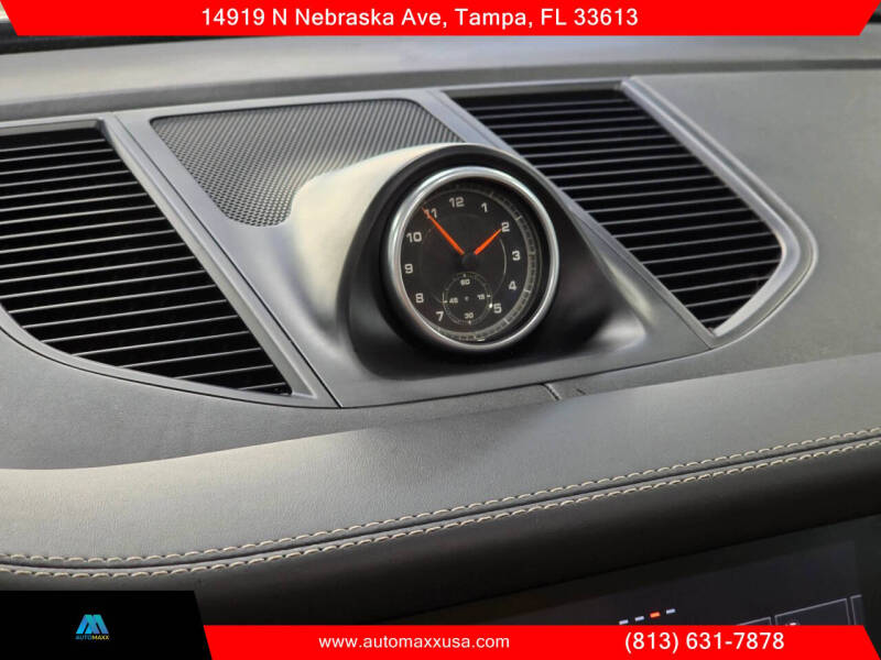 2017 Porsche Macan S