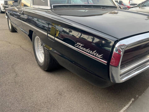 1965 Ford Thunderbird