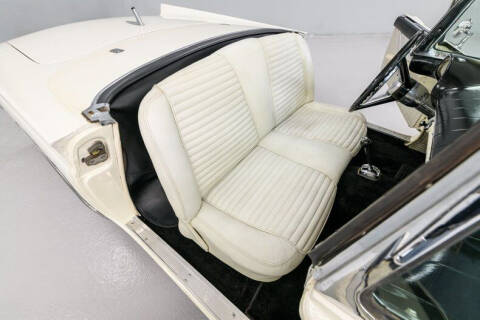 1957 Ford Thunderbird