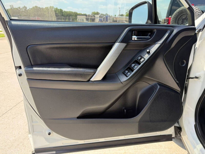 2016 Subaru Forester 2.0XT Premium