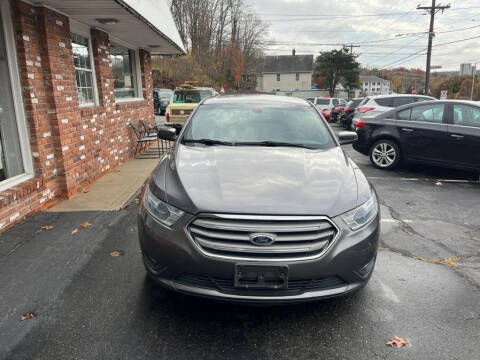 2013 Ford Taurus SEL