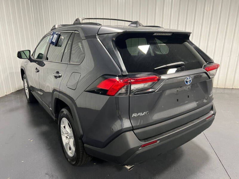 2020 Toyota RAV4 Hybrid LE
