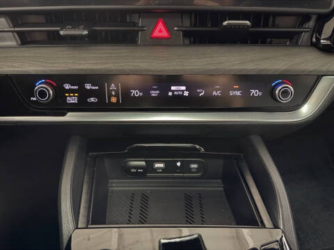 2023 Kia Sportage Plug-In Hybrid X-Line