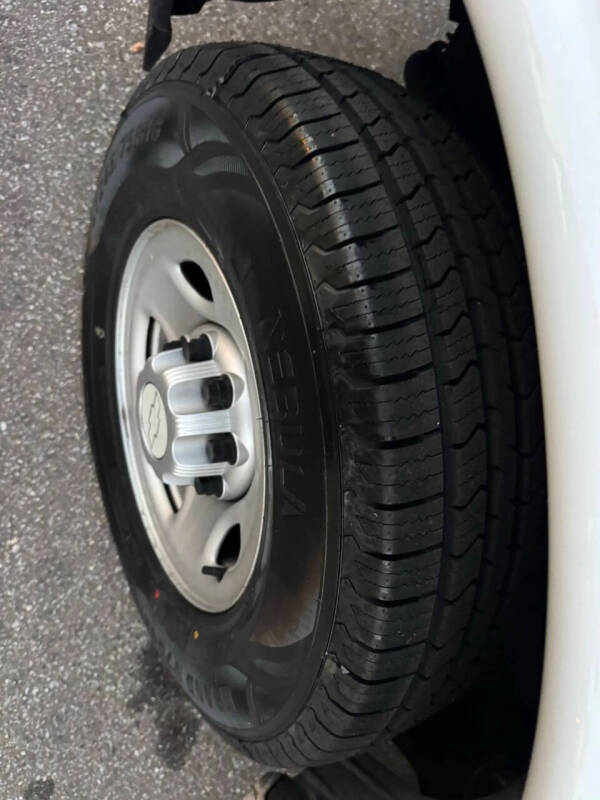 2017 Chevrolet Express 2500