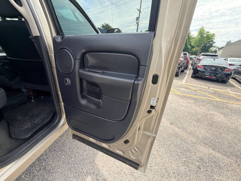 2004 Dodge Ram 2500 SLT