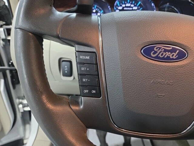 2011 Ford Taurus SEL