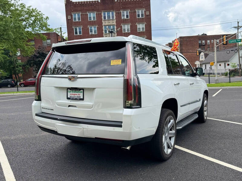 2017 Cadillac Escalade Luxury