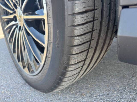 2025 Mercedes-Benz GLC GLC 300