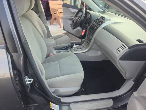 2012 Toyota Corolla LE