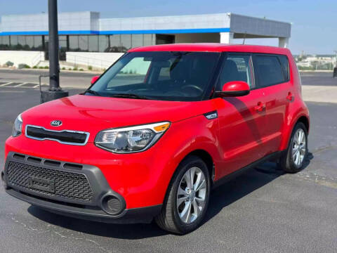 2015 Kia Soul for sale at Greenline Motors, LLC. in Omaha NE