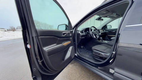 2017 GMC Acadia SLE-2