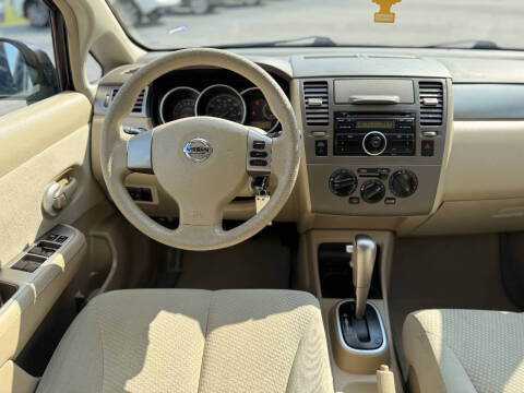 2011 Nissan Versa 1.8 S