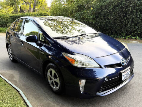 2012 Toyota Prius Two