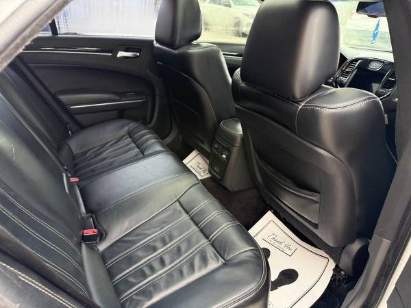 2017 Chrysler 300 S Alloy Edition