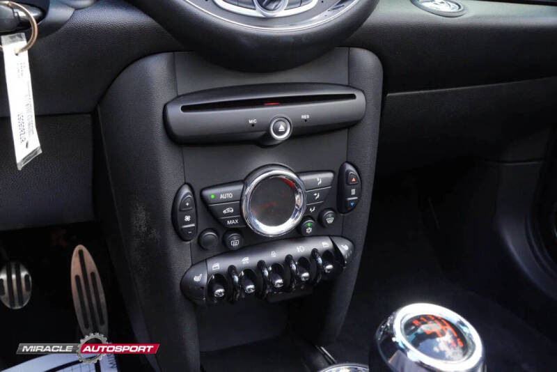 2011 MINI Cooper John Cooper Works