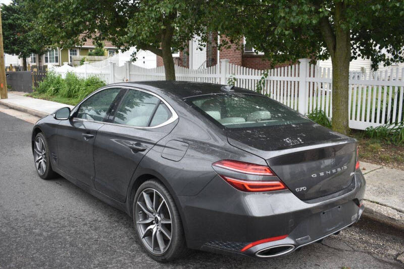 2025 Genesis G70