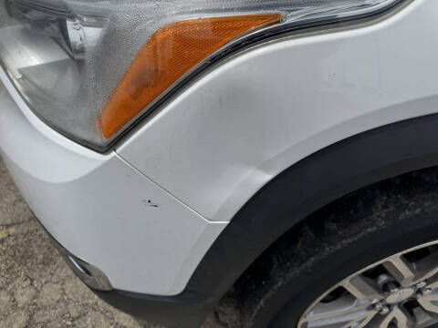 2017 GMC Acadia SLE-2